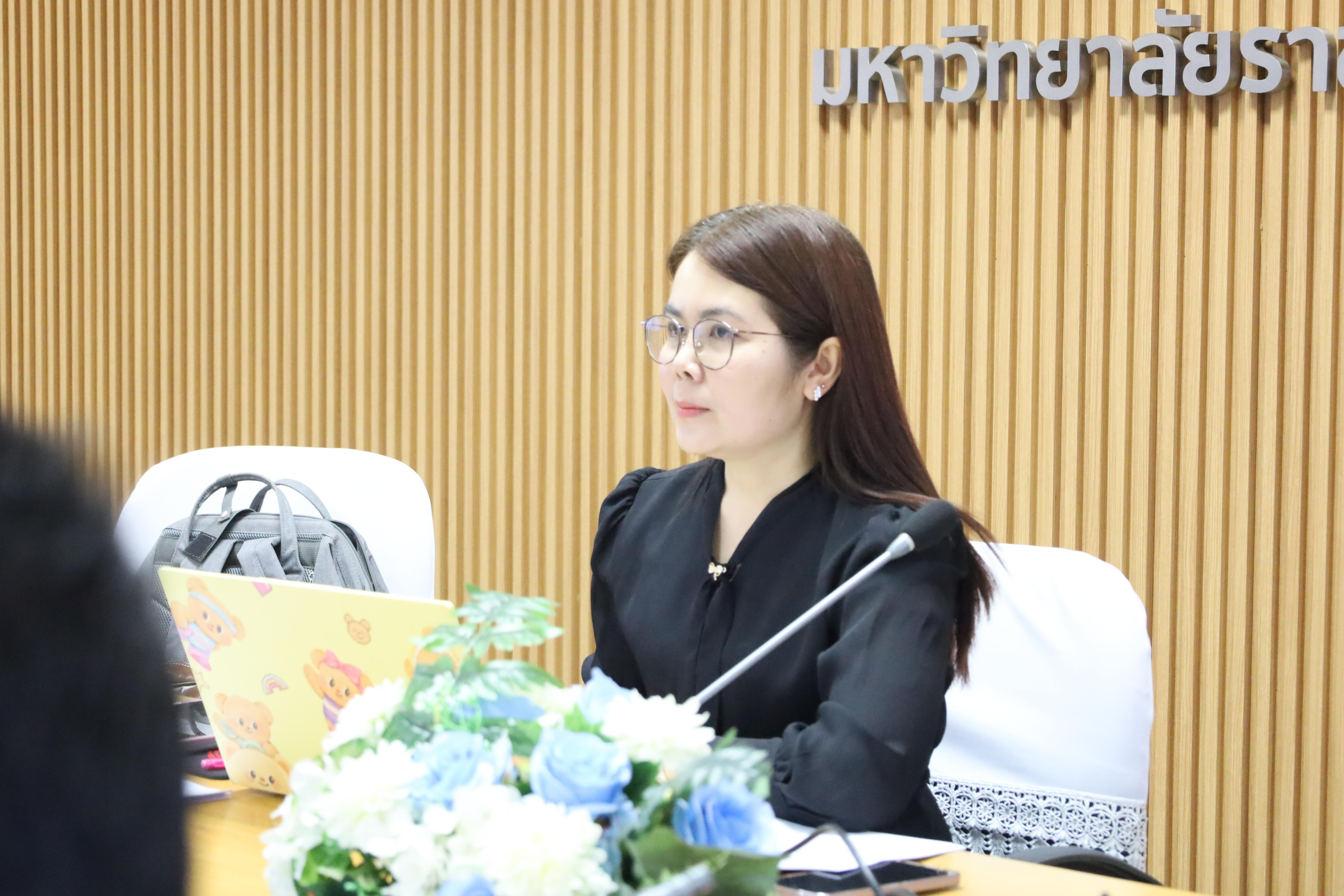 1. โครงการพัฒนารูปแบบหลักสูตรเพื่อเสริมสร้างความฉลาดรู้และคุณลักษณะ 4 ประการ